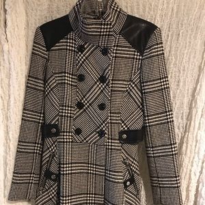 Guess classic skirt winter coat